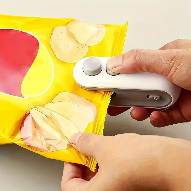 Mini Rechargeable Heat Bag Sealer (2-in-1 Clip & Cutter)